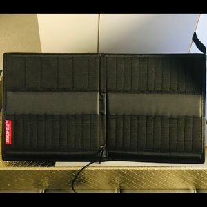 Brushfolio PRO Makeup Brush Holder / Easel Stand